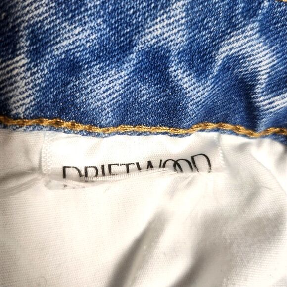 DRIFTWOOD Gizelle High Waisted Acid Light Wash Flower Embroidery Jeans - Picture 8 of 10